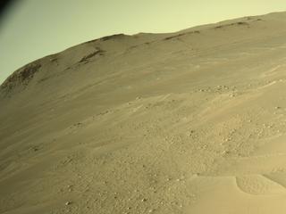 View image taken on Mars, Mars Perseverance Sol 548: Right Navigation Camera (Navcam)
