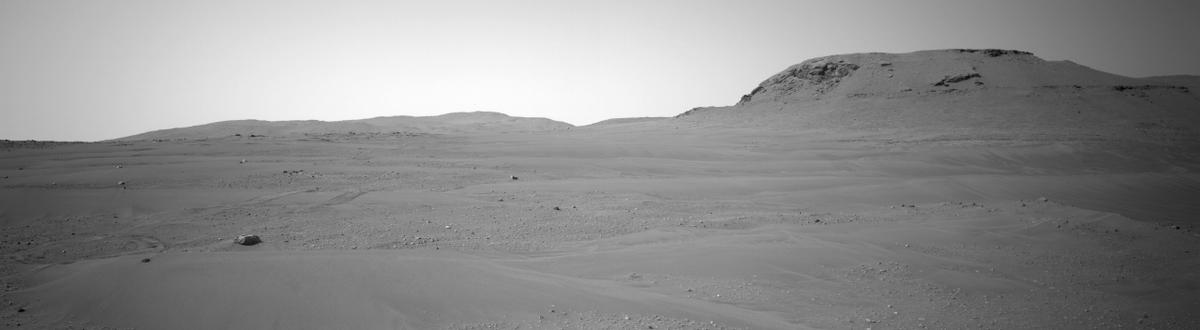 This image was taken by NAVCAM_LEFT onboard NASA's Mars rover Perseverance on Sol 549