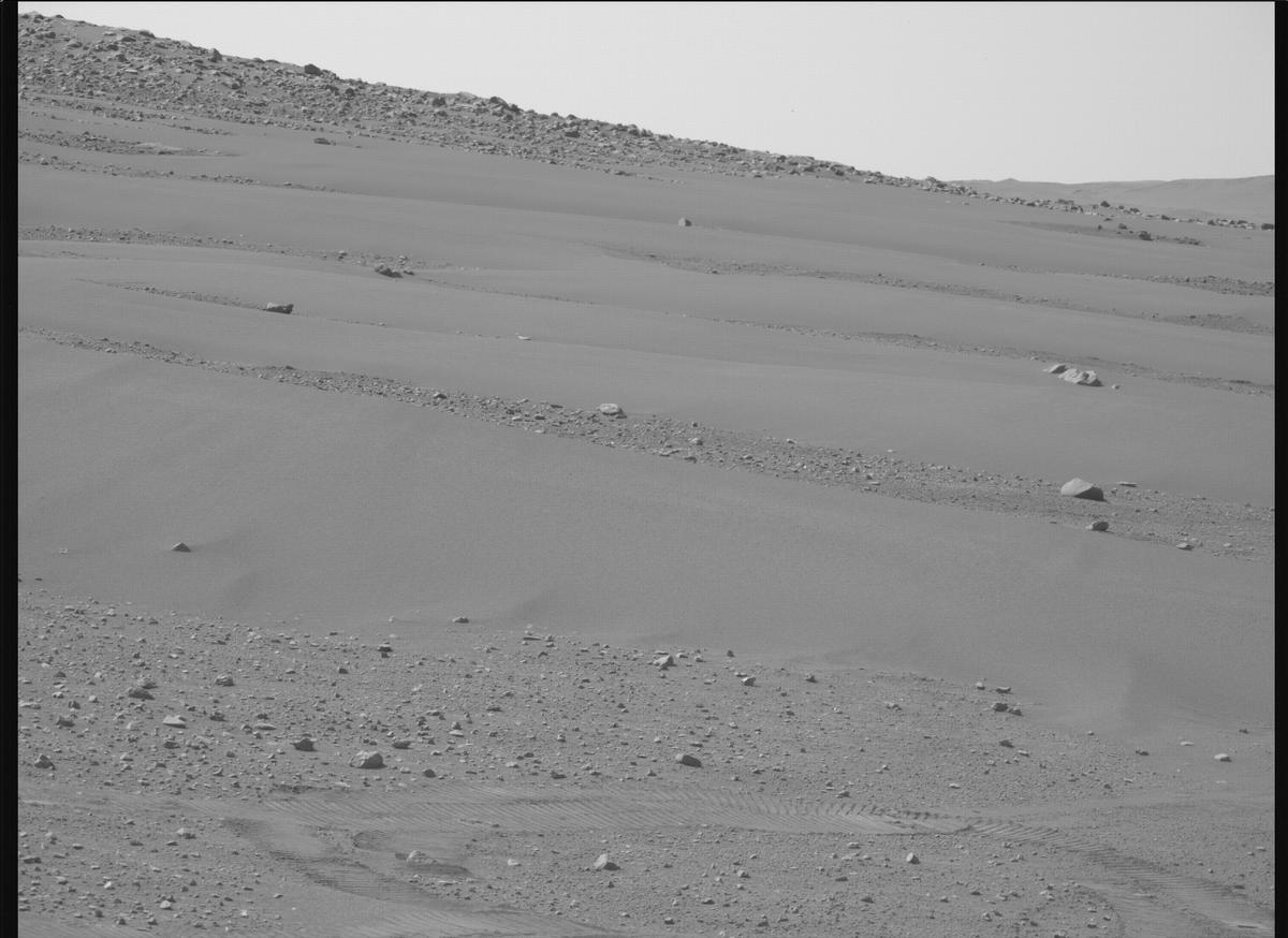 This image was taken by MCZ_LEFT onboard NASA's Mars rover Perseverance on Sol 549