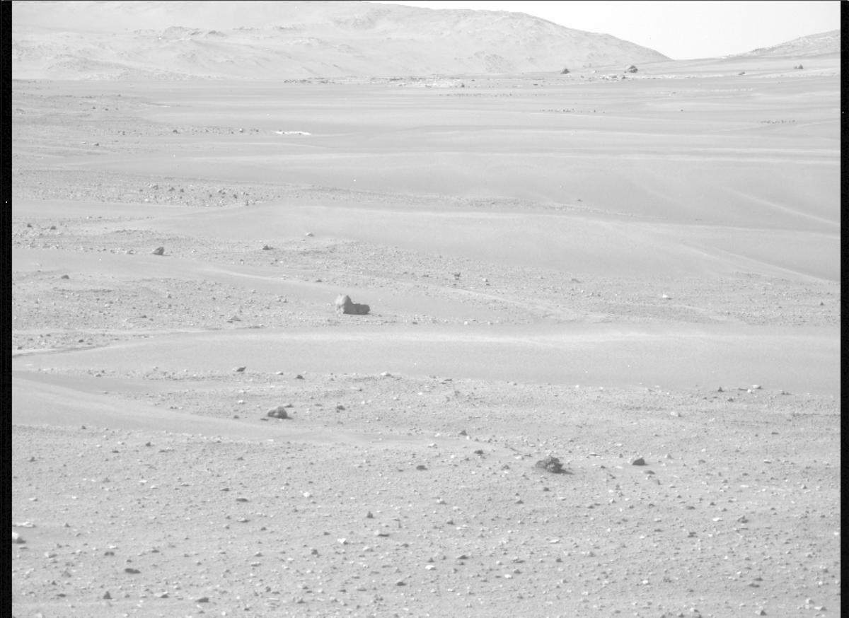 This image was taken by MCZ_LEFT onboard NASA's Mars rover Perseverance on Sol 549