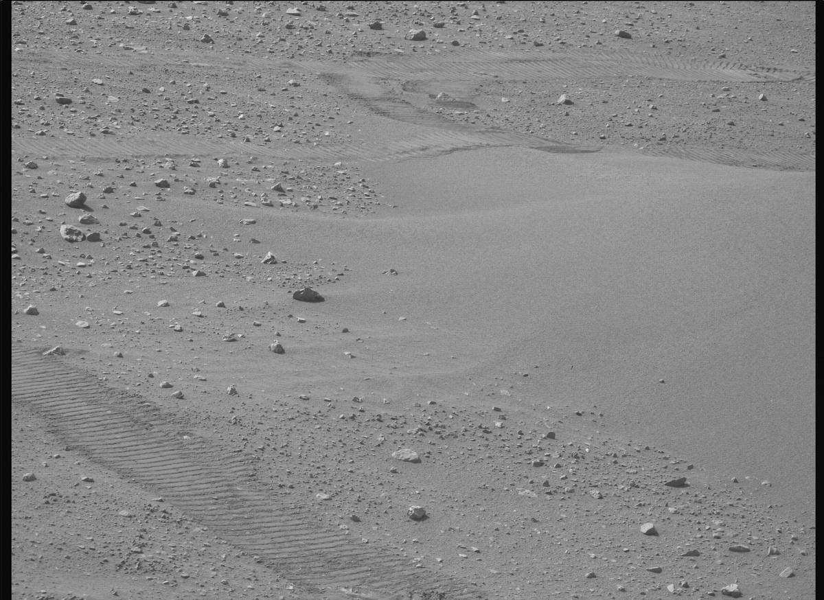 This image was taken by MCZ_RIGHT onboard NASA's Mars rover Perseverance on Sol 549