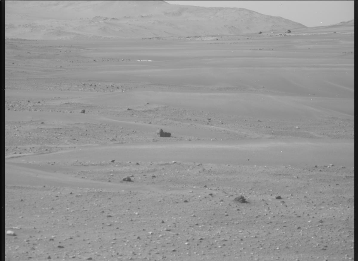 This image was taken by MCZ_RIGHT onboard NASA's Mars rover Perseverance on Sol 549