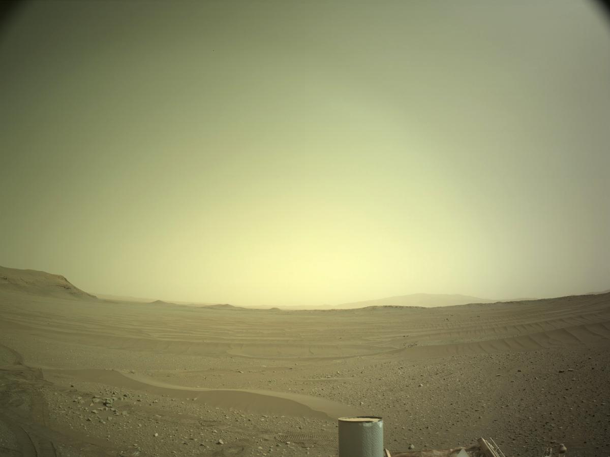 This image was taken by NAVCAM_LEFT onboard NASA's Mars rover Perseverance on Sol 550
