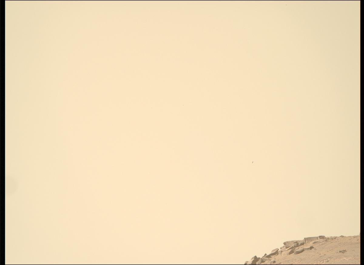 This image was taken by MCZ_RIGHT onboard NASA's Mars rover Perseverance on Sol 550