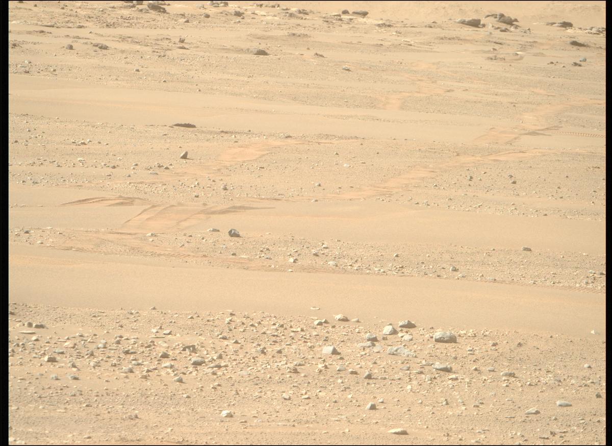 This image was taken by MCZ_RIGHT onboard NASA's Mars rover Perseverance on Sol 550