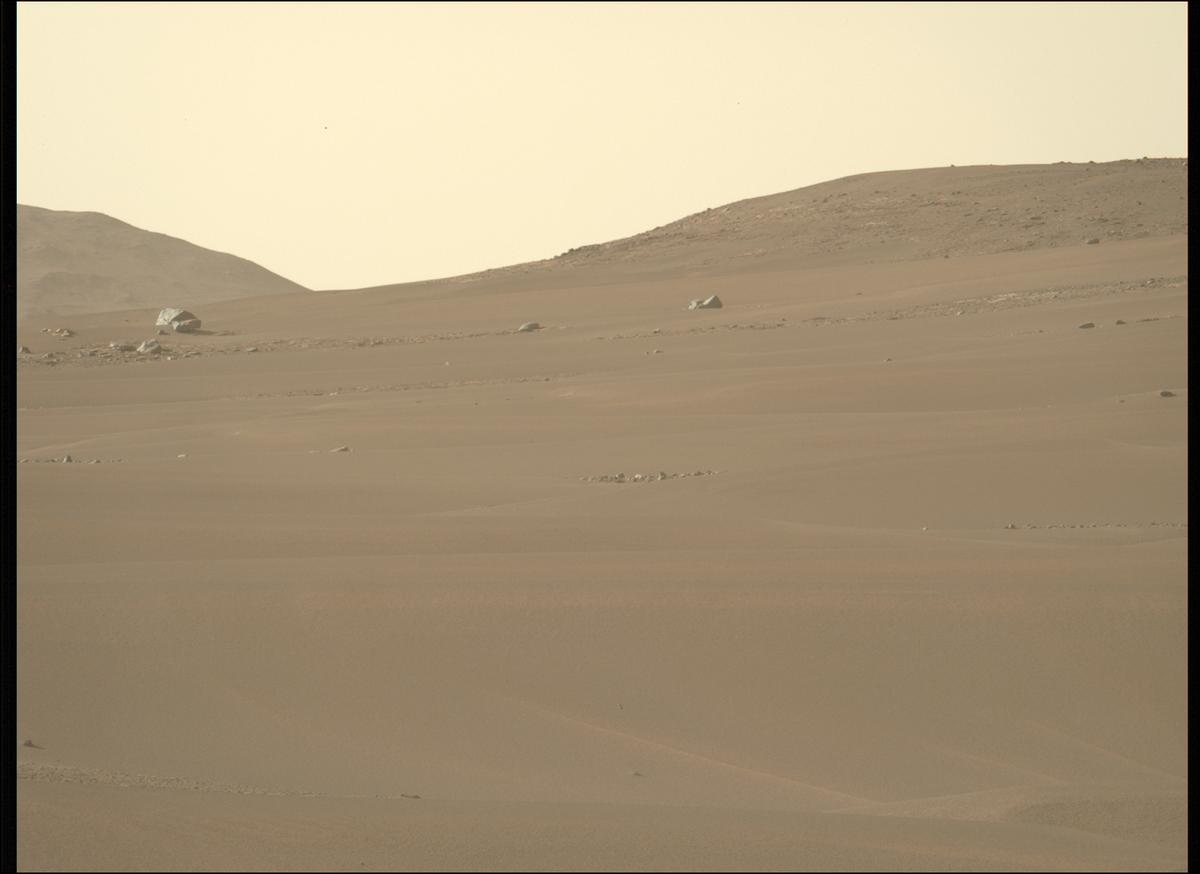 This image was taken by MCZ_LEFT onboard NASA's Mars rover Perseverance on Sol 551
