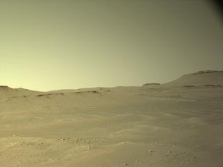 View image taken on Mars, Mars Perseverance Sol 552: Right Navigation Camera (Navcam)