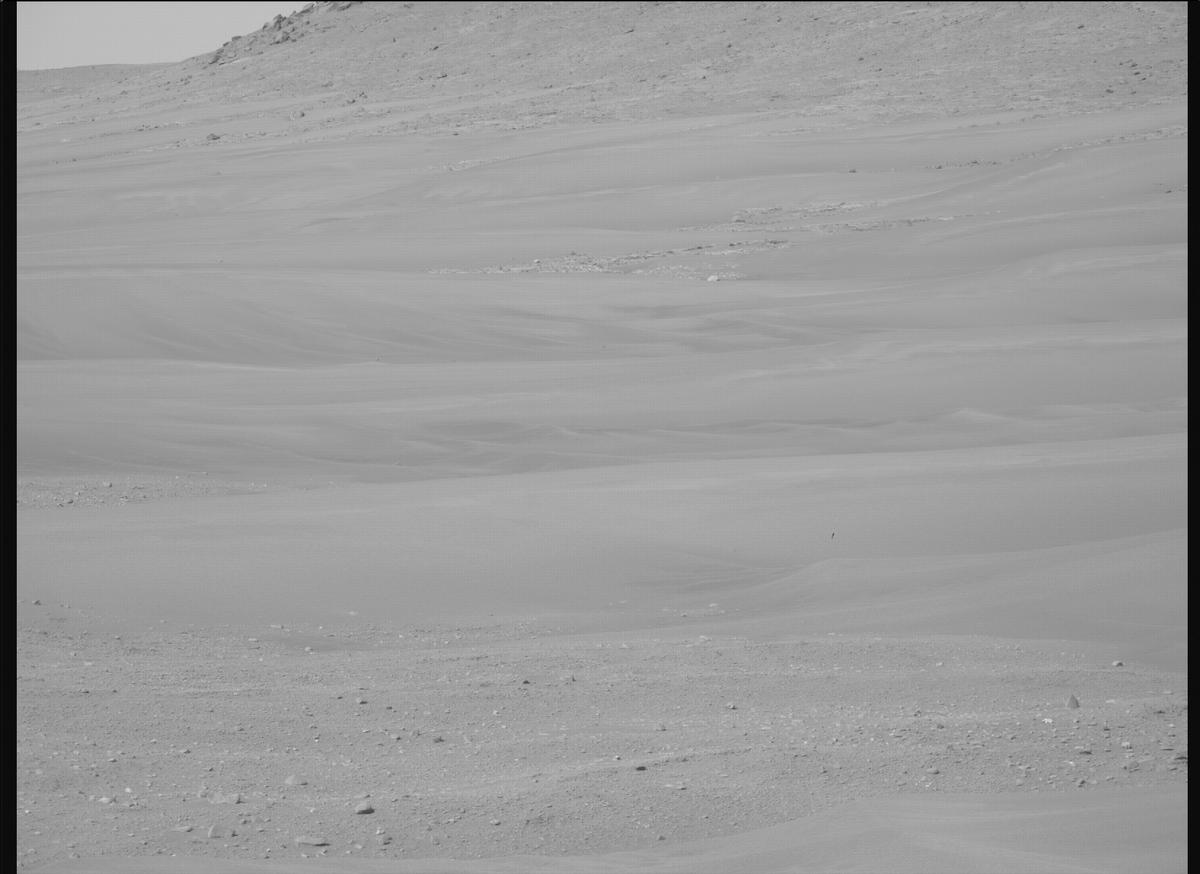 This image was taken by MCZ_RIGHT onboard NASA's Mars rover Perseverance on Sol 552