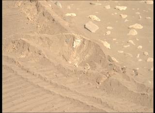 View image taken on Mars, Mars Perseverance Sol 554: Right Mastcam-Z Camera