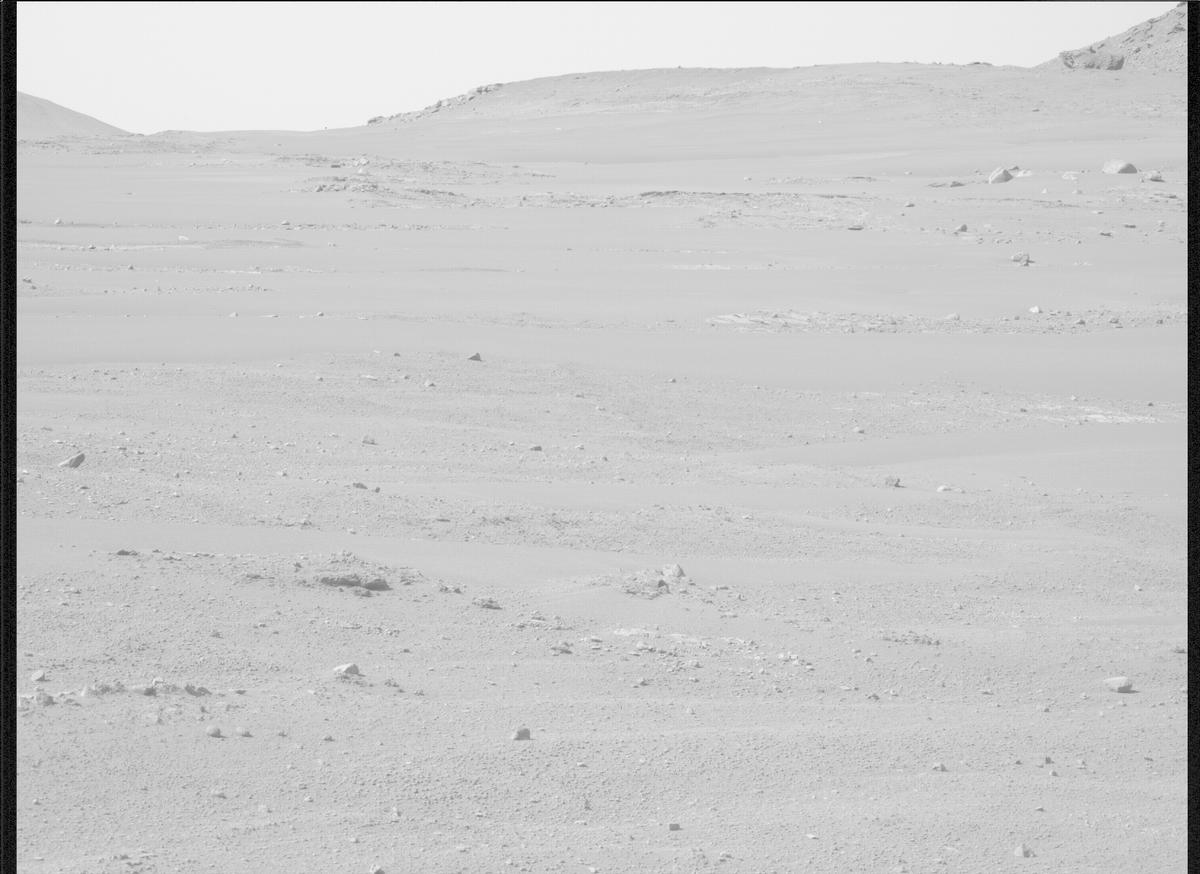 This image was taken by MCZ_LEFT onboard NASA's Mars rover Perseverance on Sol 555
