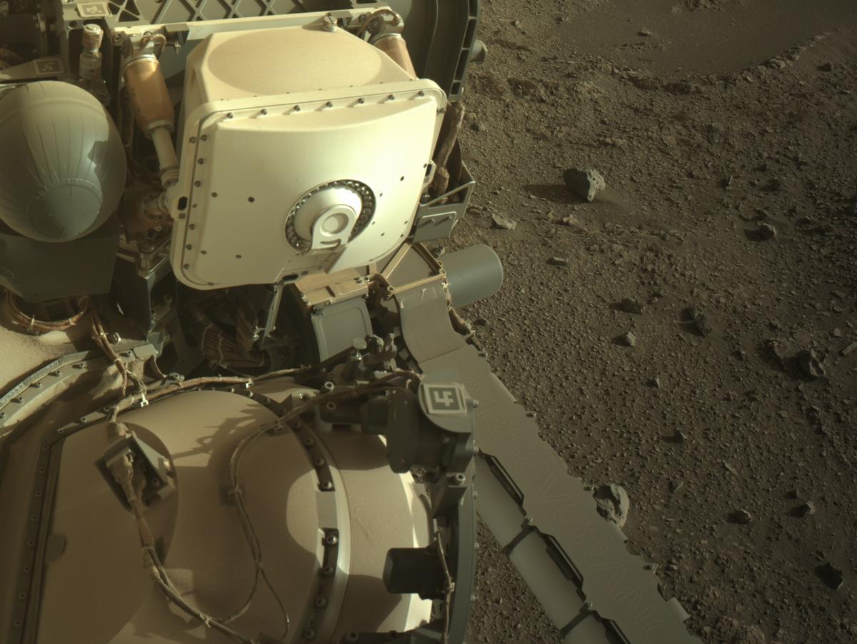 This image was taken by NAVCAM_LEFT onboard NASA's Mars rover Perseverance on Sol 556