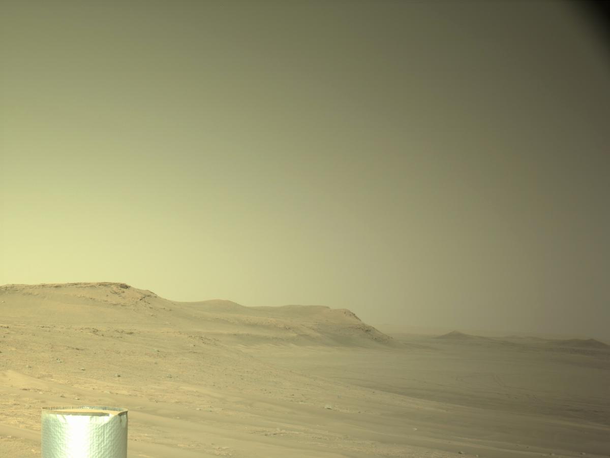 This image was taken by NAVCAM_LEFT onboard NASA's Mars rover Perseverance on Sol 556