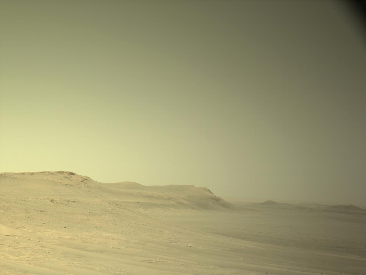 This image was taken by NAVCAM_RIGHT onboard NASA's Mars rover Perseverance on Sol 556