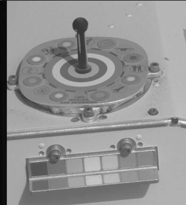 This image was taken by MCZ_RIGHT onboard NASA's Mars rover Perseverance on Sol 557