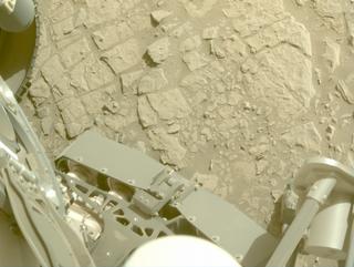 View image taken on Mars, Mars Perseverance Sol 566: Right Navigation Camera (Navcam)