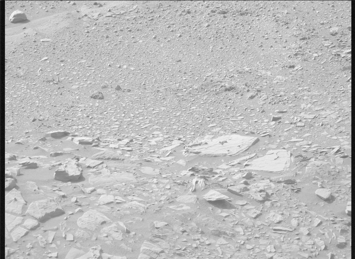 This image was taken by MCZ_RIGHT onboard NASA's Mars rover Perseverance on Sol 566