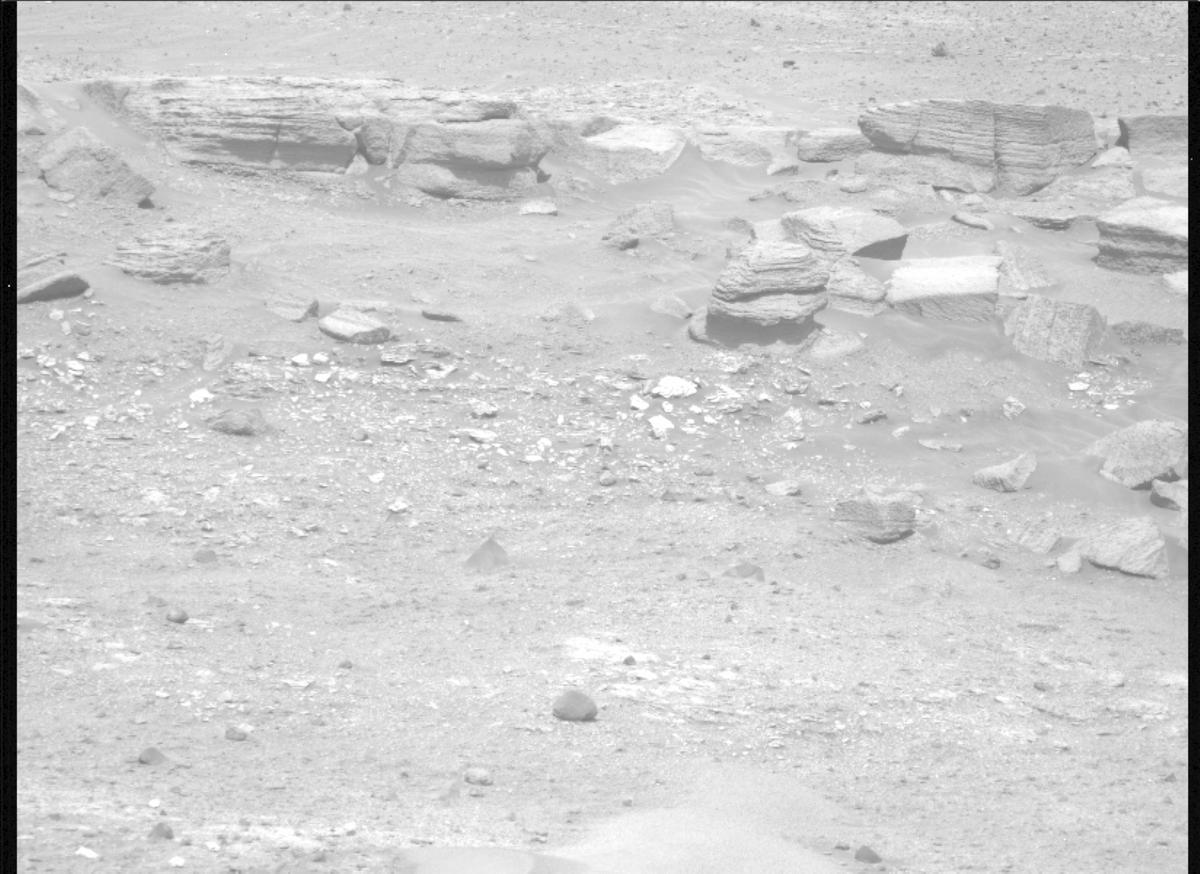 This image was taken by MCZ_LEFT onboard NASA's Mars rover Perseverance on Sol 567