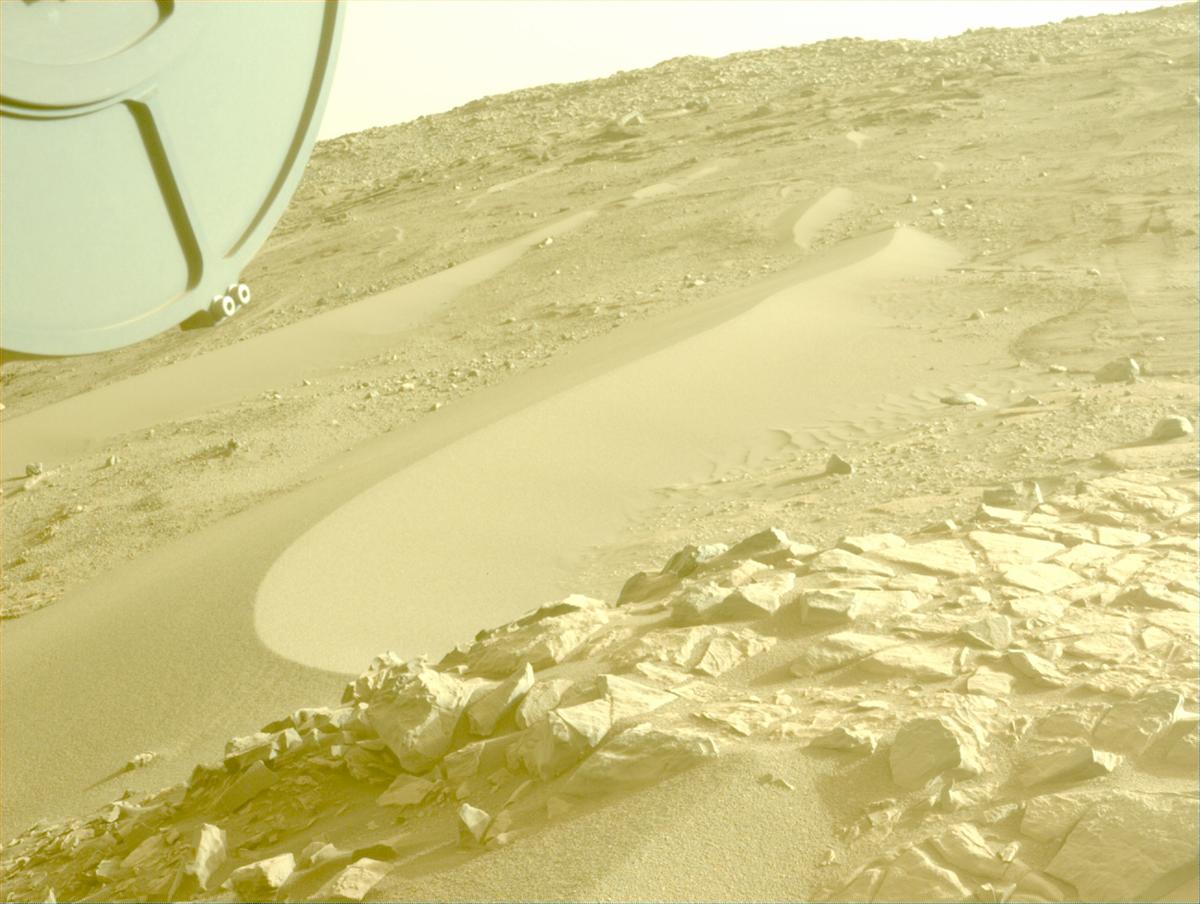 Mars Rover Photo #1033649