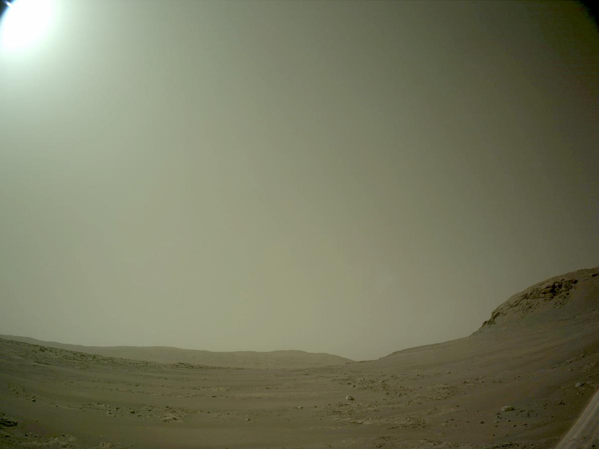 This image was taken by NAVCAM_LEFT onboard NASA's Mars rover Perseverance on Sol 568