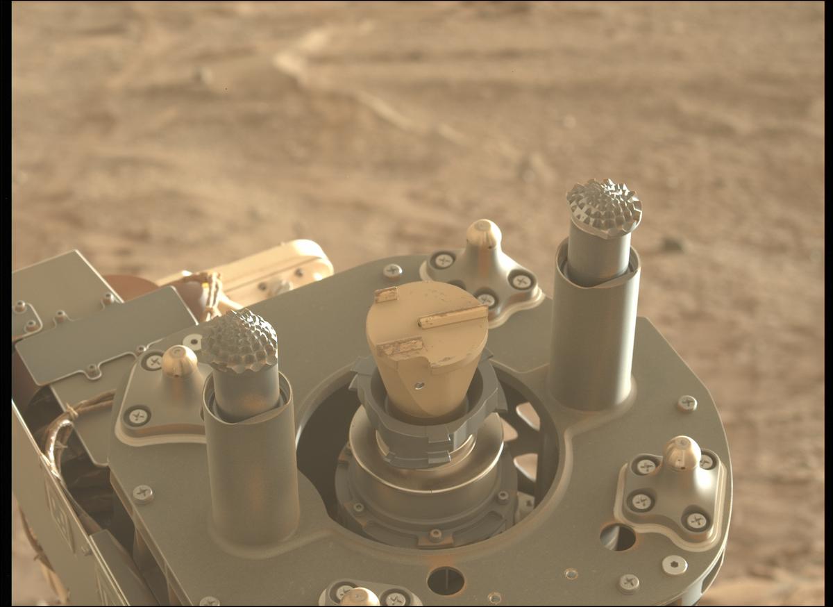 This image was taken by MCZ_LEFT onboard NASA's Mars rover Perseverance on Sol 568