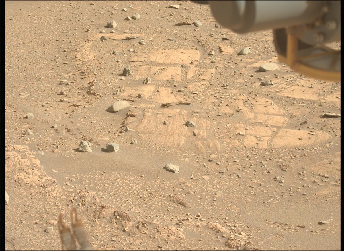 This image was taken by MCZ_LEFT onboard NASA's Mars rover Perseverance on Sol 569