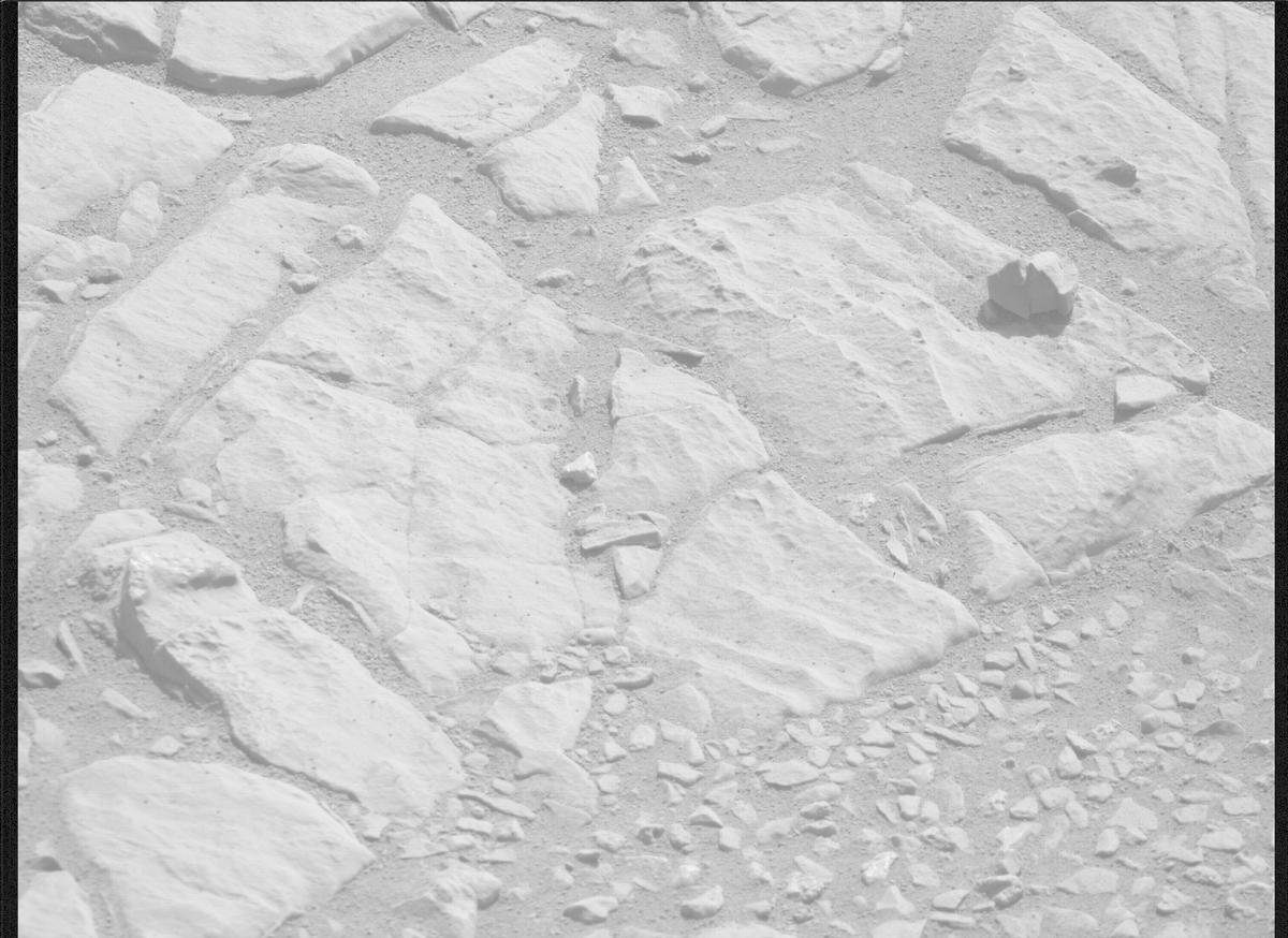 This image was taken by MCZ_RIGHT onboard NASA's Mars rover Perseverance on Sol 569