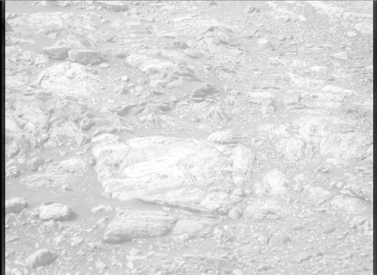 This image was taken by MCZ_RIGHT onboard NASA's Mars rover Perseverance on Sol 571