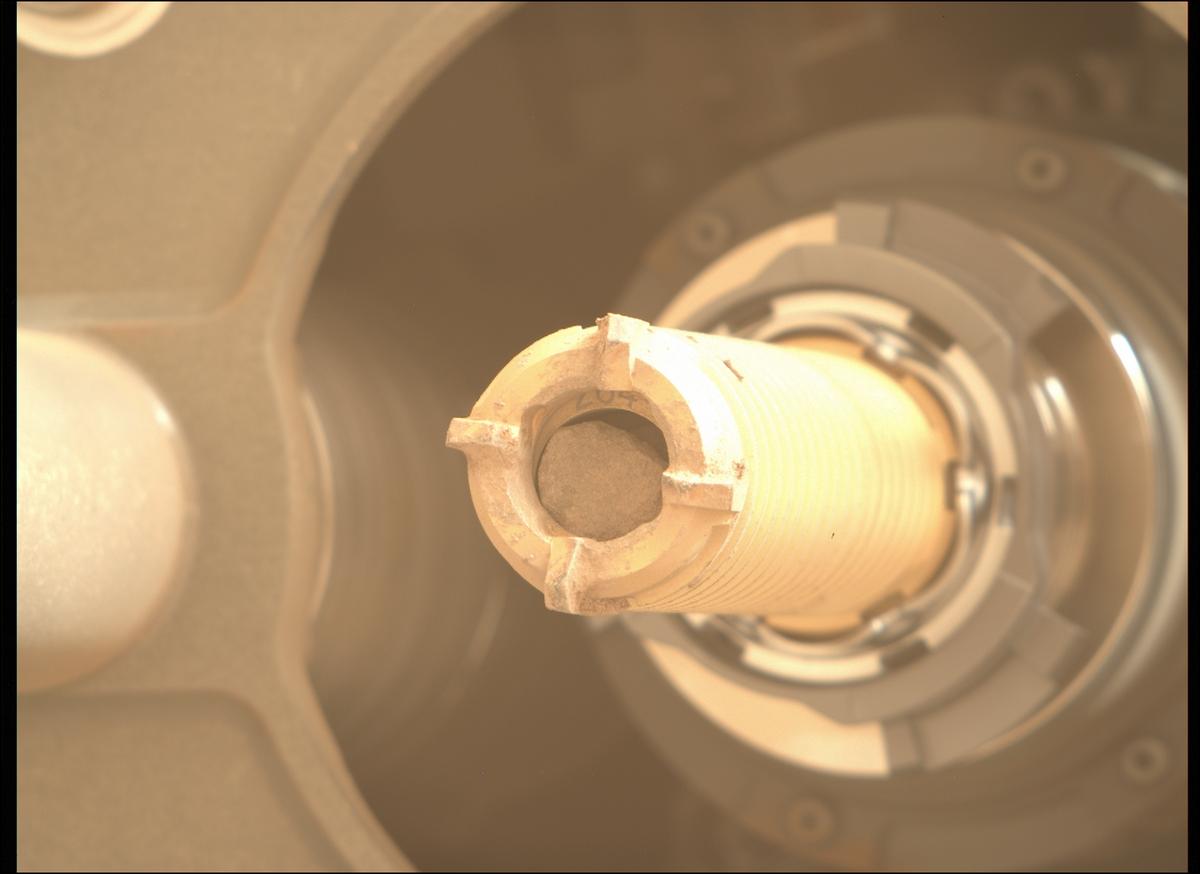 This image was taken by MCZ_RIGHT onboard NASA's Mars rover Perseverance on Sol 575