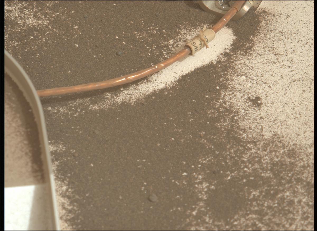 This image was taken by MCZ_LEFT onboard NASA's Mars rover Perseverance on Sol 581