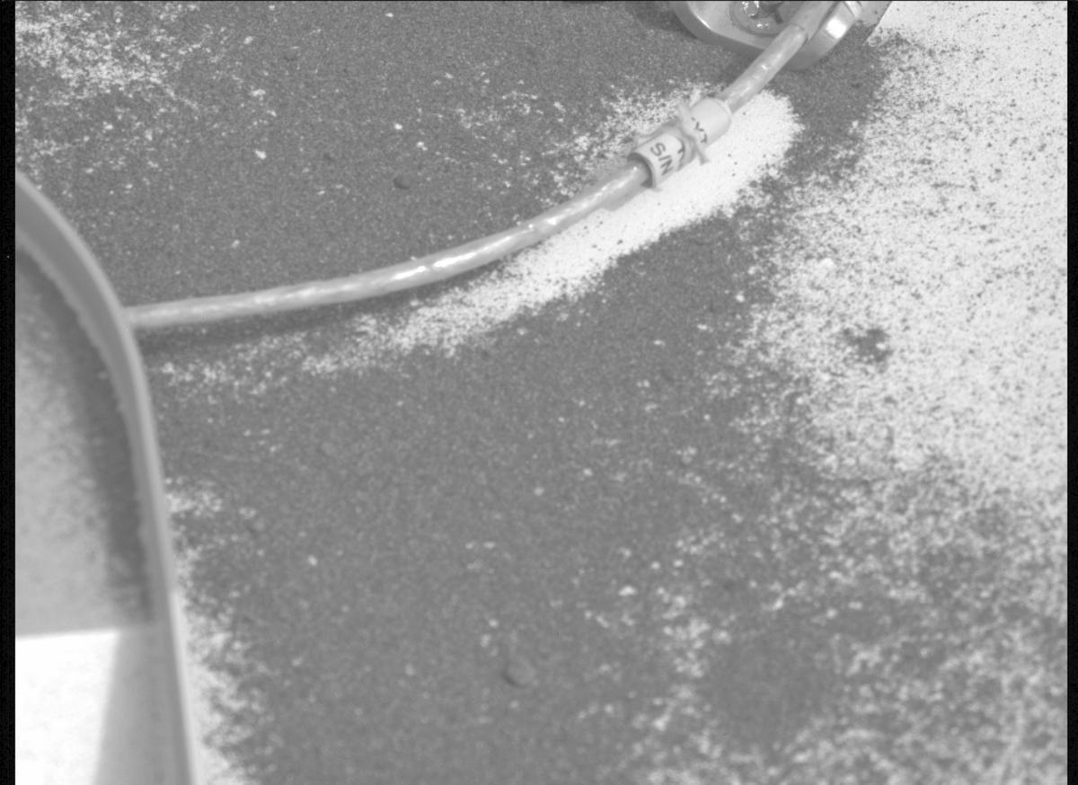 This image was taken by MCZ_LEFT onboard NASA's Mars rover Perseverance on Sol 581