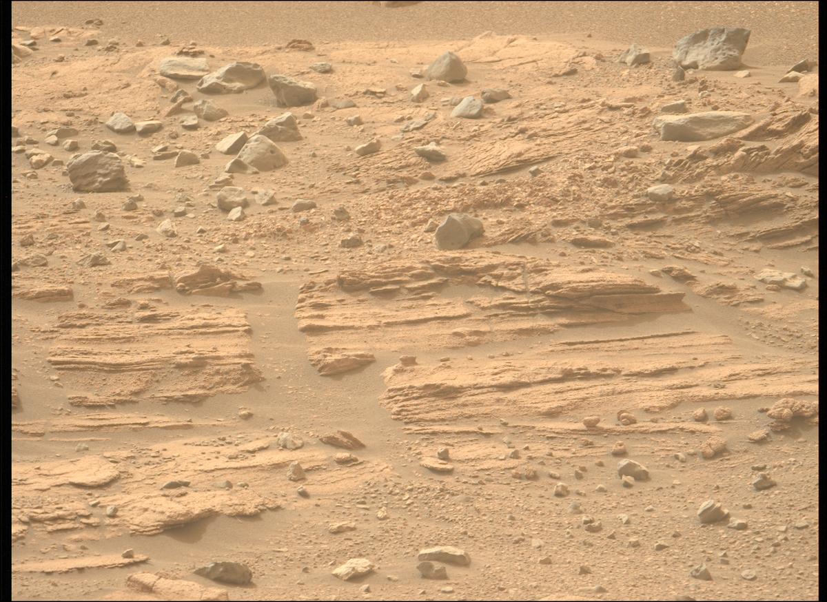 This image was taken by MCZ_LEFT onboard NASA's Mars rover Perseverance on Sol 582