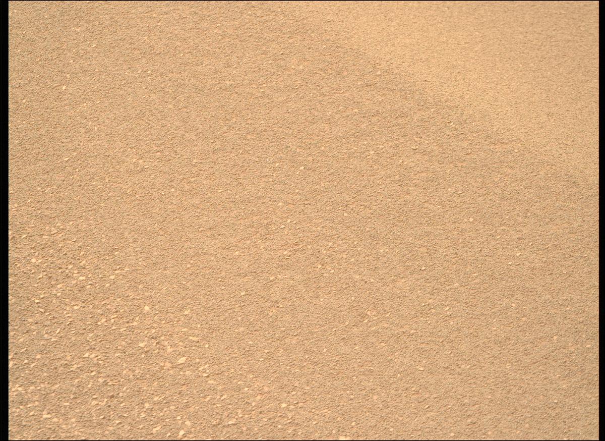This image was taken by MCZ_RIGHT onboard NASA's Mars rover Perseverance on Sol 582