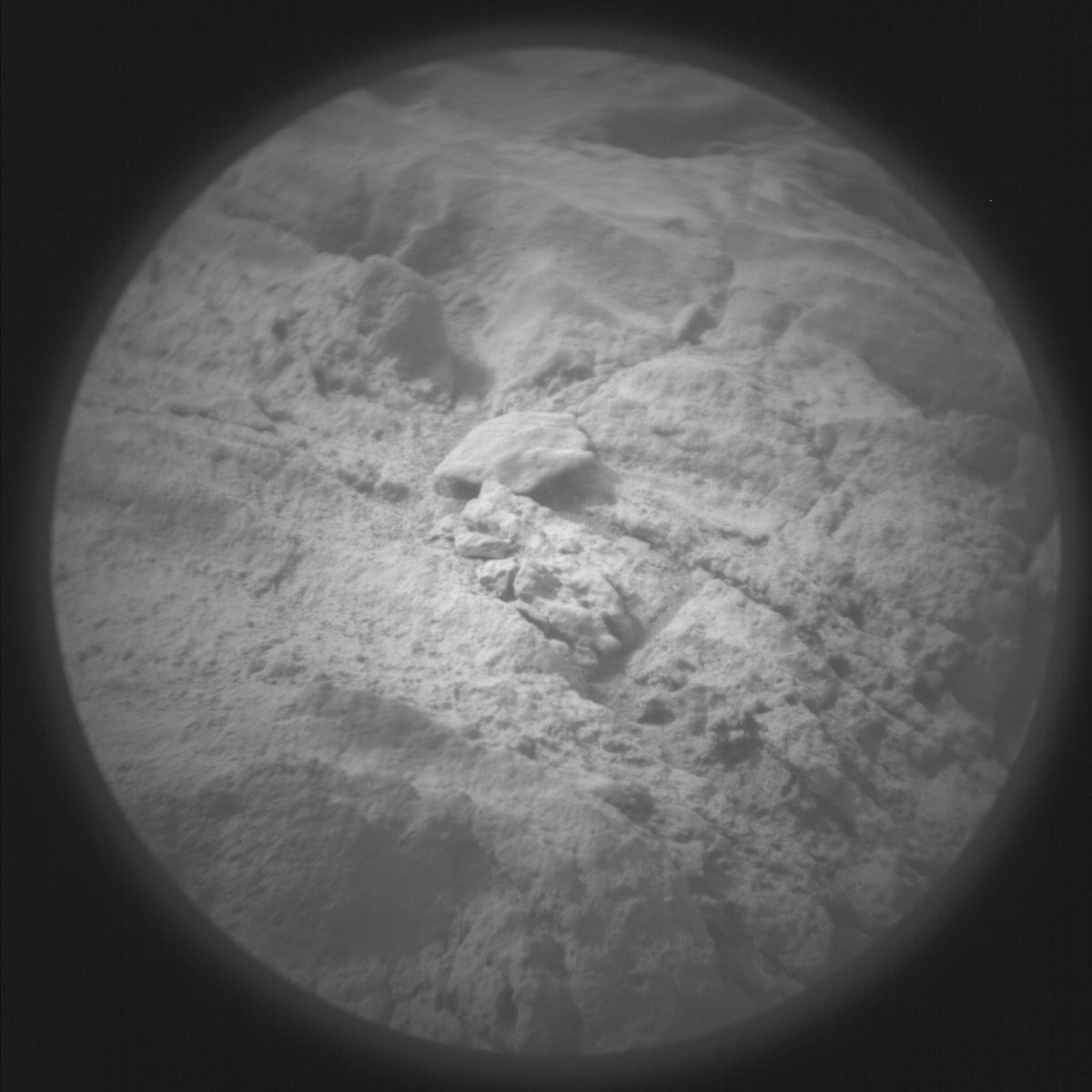 This image was taken by SUPERCAM_RMI onboard NASA's Mars rover Perseverance on Sol 588