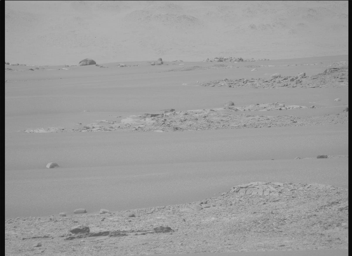 This image was taken by MCZ_LEFT onboard NASA's Mars rover Perseverance on Sol 588
