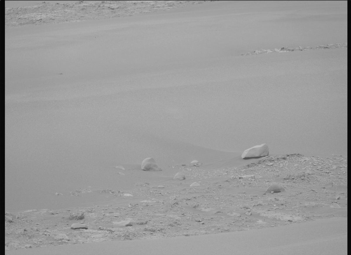 This image was taken by MCZ_LEFT onboard NASA's Mars rover Perseverance on Sol 588