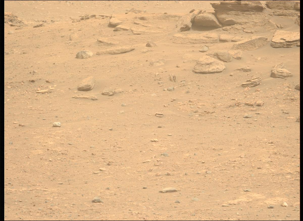 This image was taken by MCZ_LEFT onboard NASA's Mars rover Perseverance on Sol 588