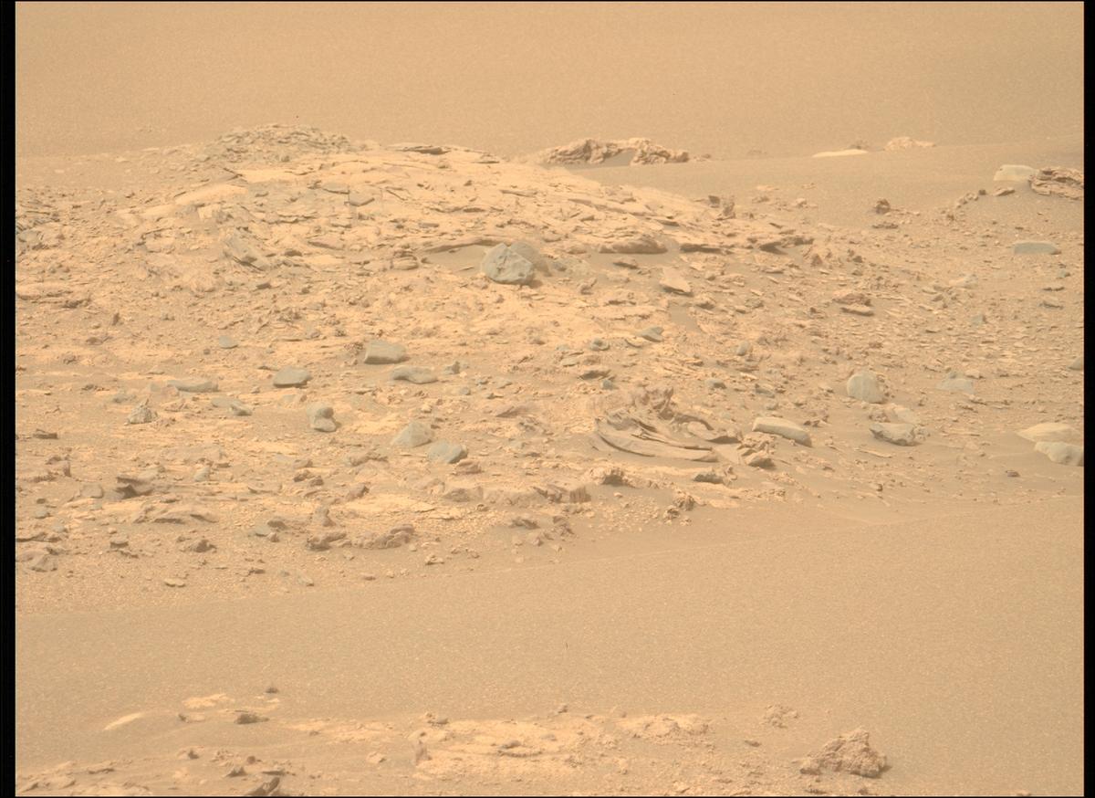 This image was taken by MCZ_LEFT onboard NASA's Mars rover Perseverance on Sol 588