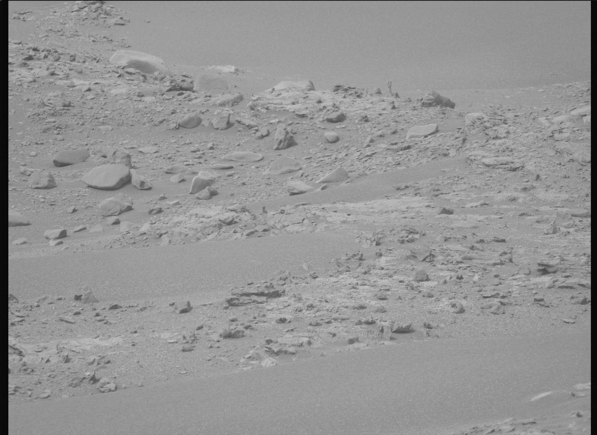 This image was taken by MCZ_LEFT onboard NASA's Mars rover Perseverance on Sol 588