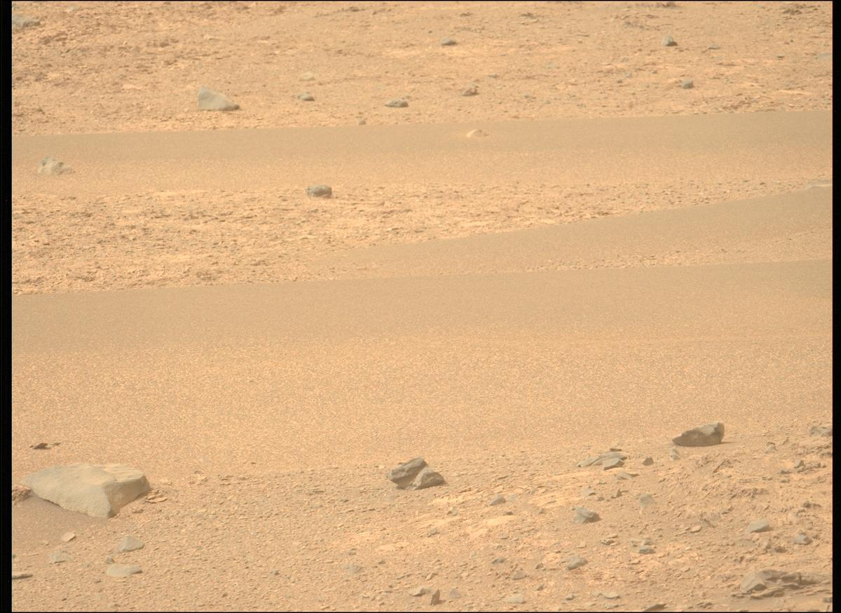 This image was taken by MCZ_LEFT onboard NASA's Mars rover Perseverance on Sol 588
