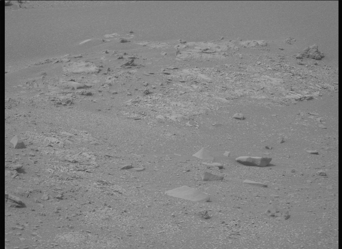 This image was taken by MCZ_LEFT onboard NASA's Mars rover Perseverance on Sol 588