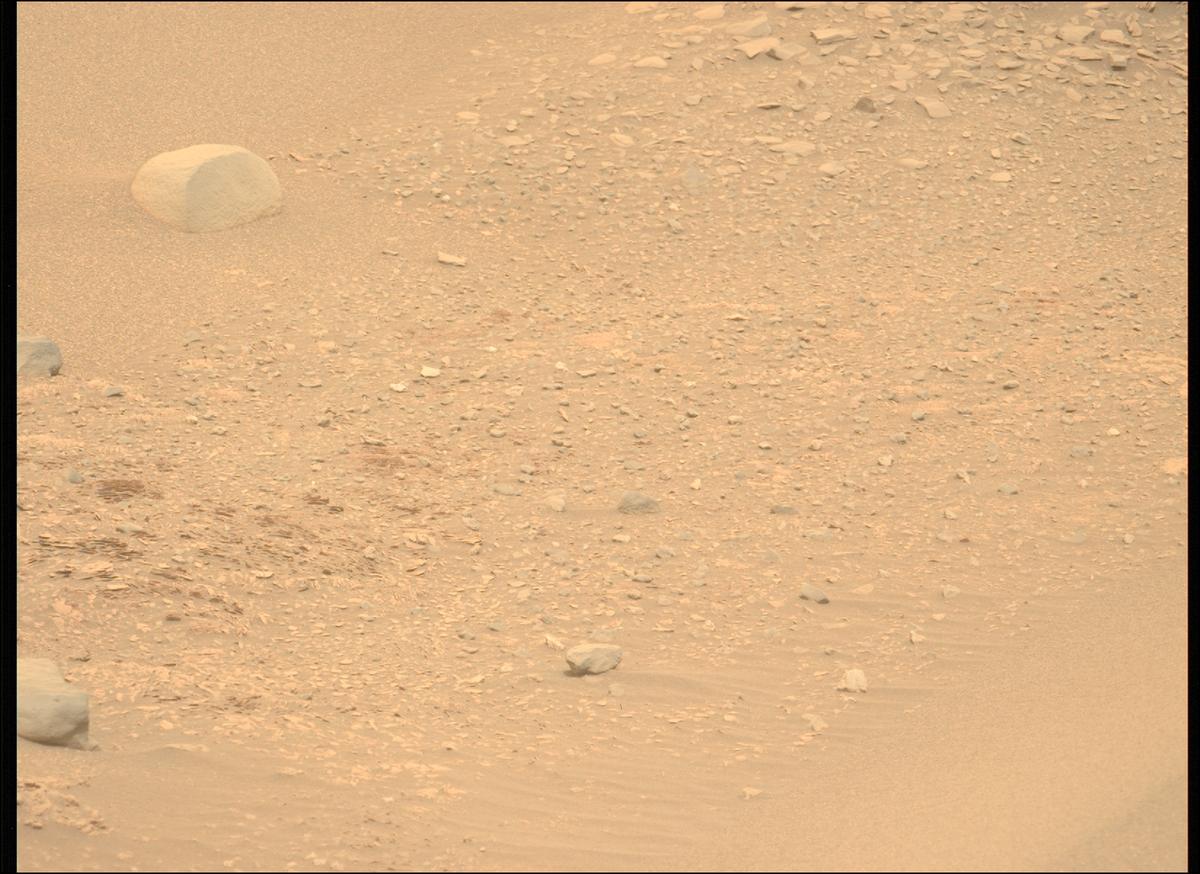 This image was taken by MCZ_LEFT onboard NASA's Mars rover Perseverance on Sol 588