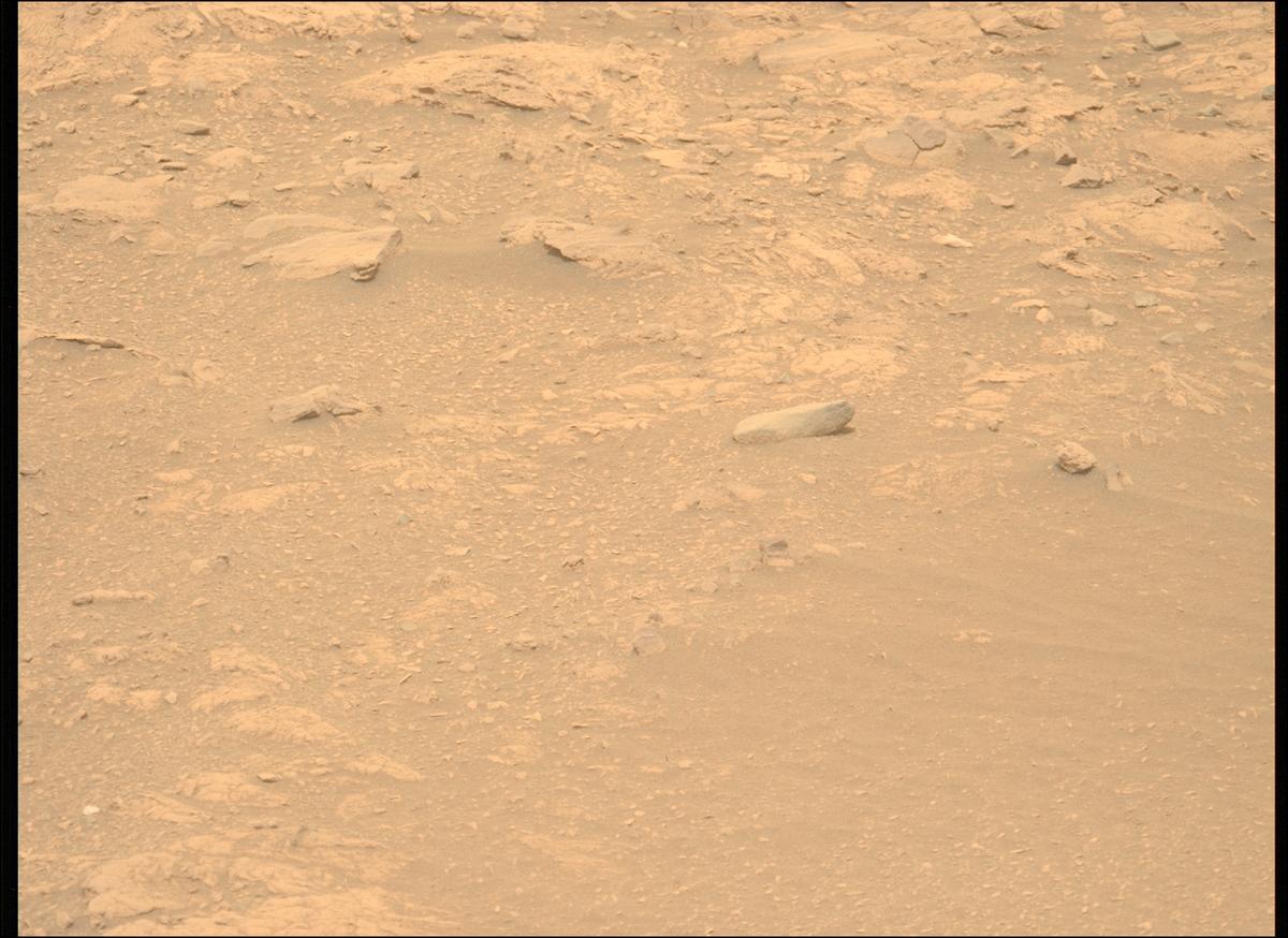 This image was taken by MCZ_LEFT onboard NASA's Mars rover Perseverance on Sol 588