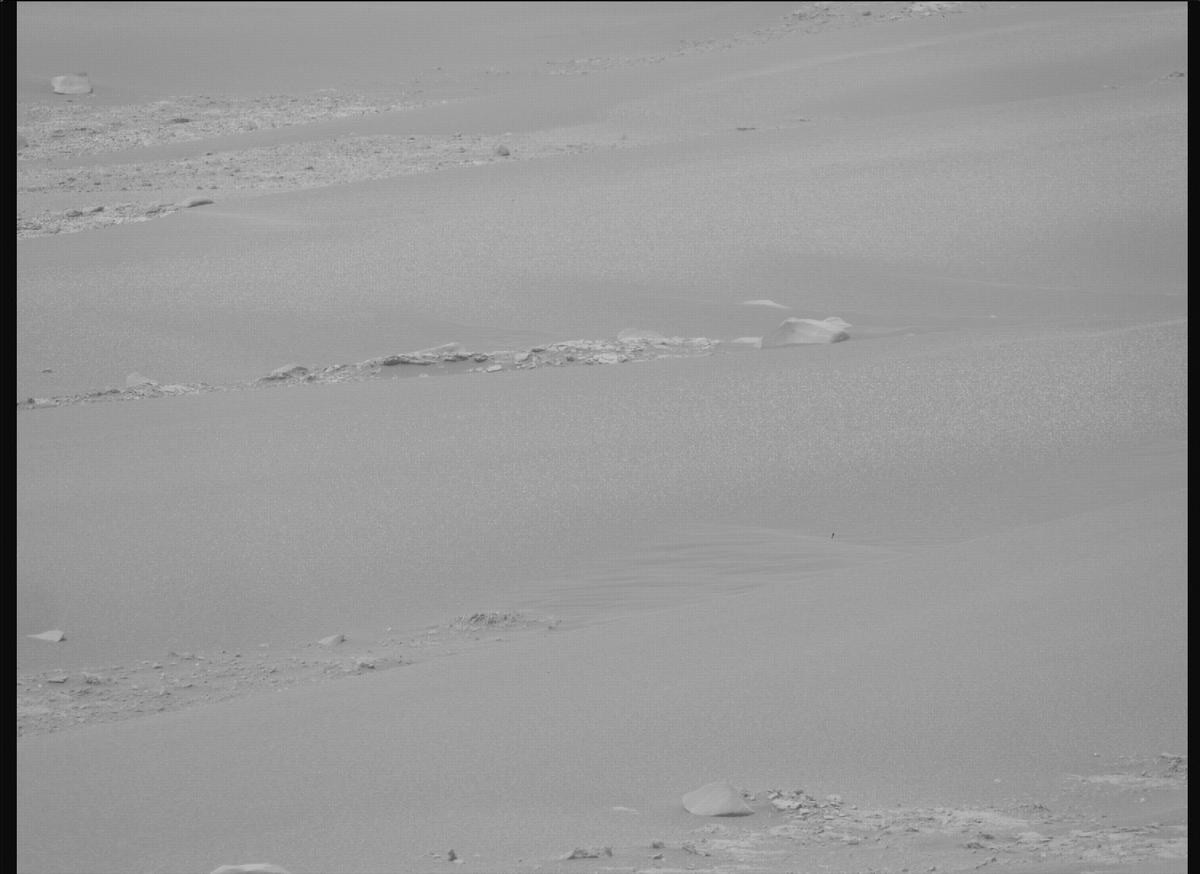 This image was taken by MCZ_RIGHT onboard NASA's Mars rover Perseverance on Sol 588