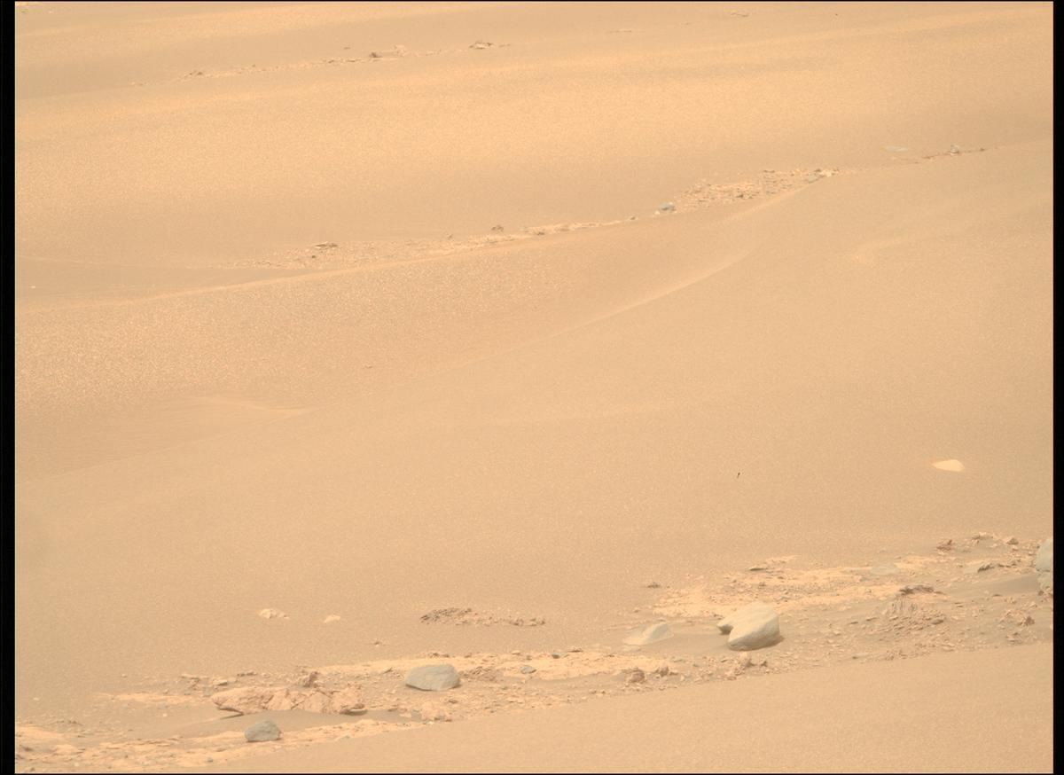 This image was taken by MCZ_RIGHT onboard NASA's Mars rover Perseverance on Sol 588