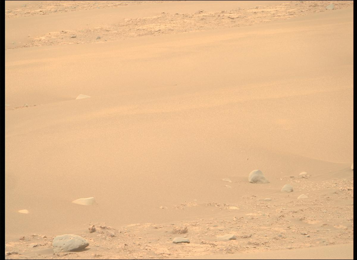 This image was taken by MCZ_RIGHT onboard NASA's Mars rover Perseverance on Sol 588