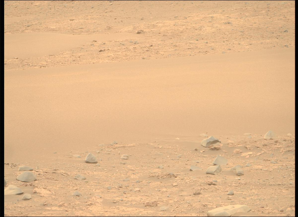 This image was taken by MCZ_RIGHT onboard NASA's Mars rover Perseverance on Sol 588
