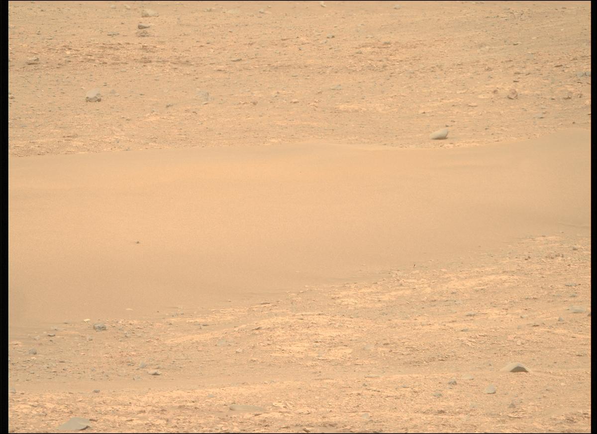 This image was taken by MCZ_RIGHT onboard NASA's Mars rover Perseverance on Sol 588