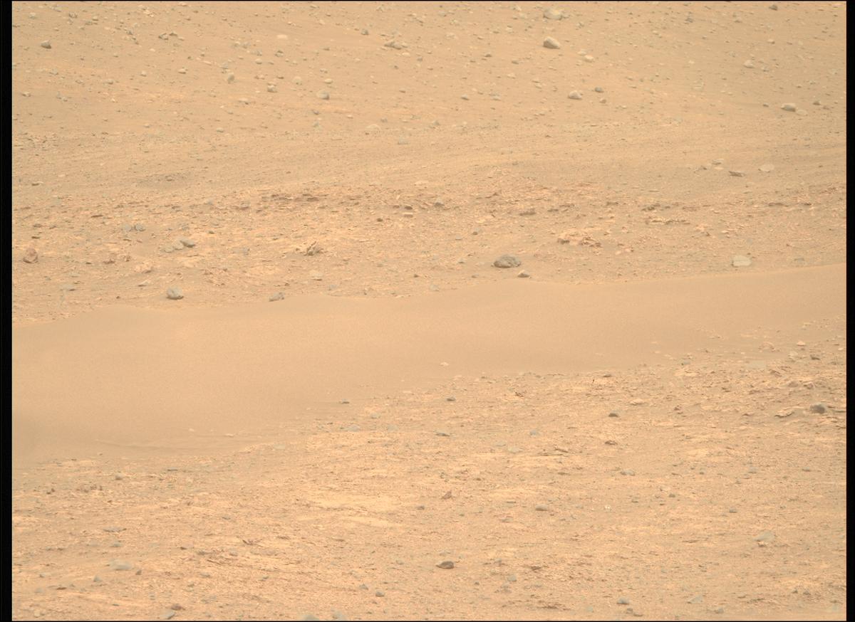 This image was taken by MCZ_RIGHT onboard NASA's Mars rover Perseverance on Sol 588