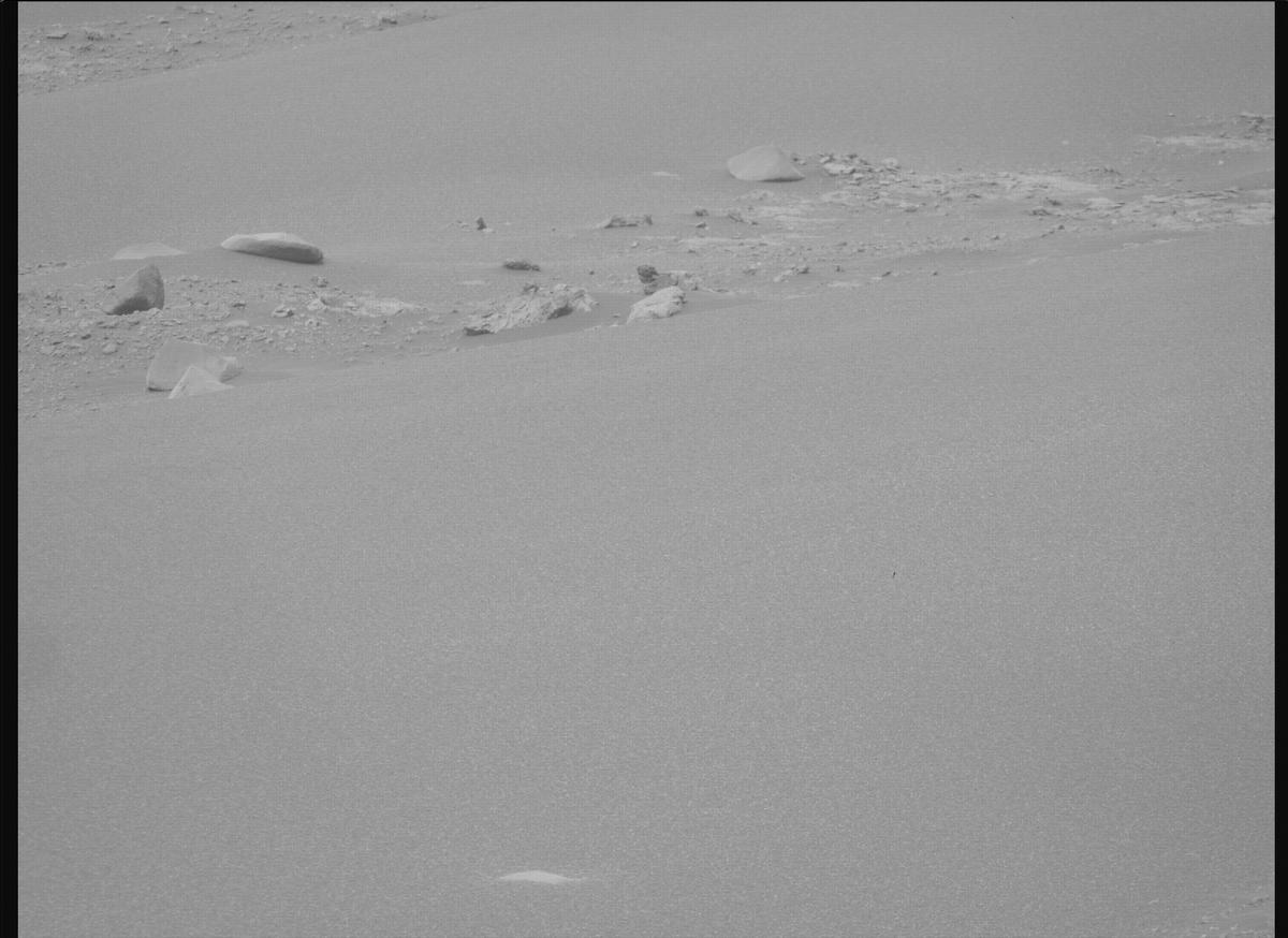 This image was taken by MCZ_RIGHT onboard NASA's Mars rover Perseverance on Sol 588