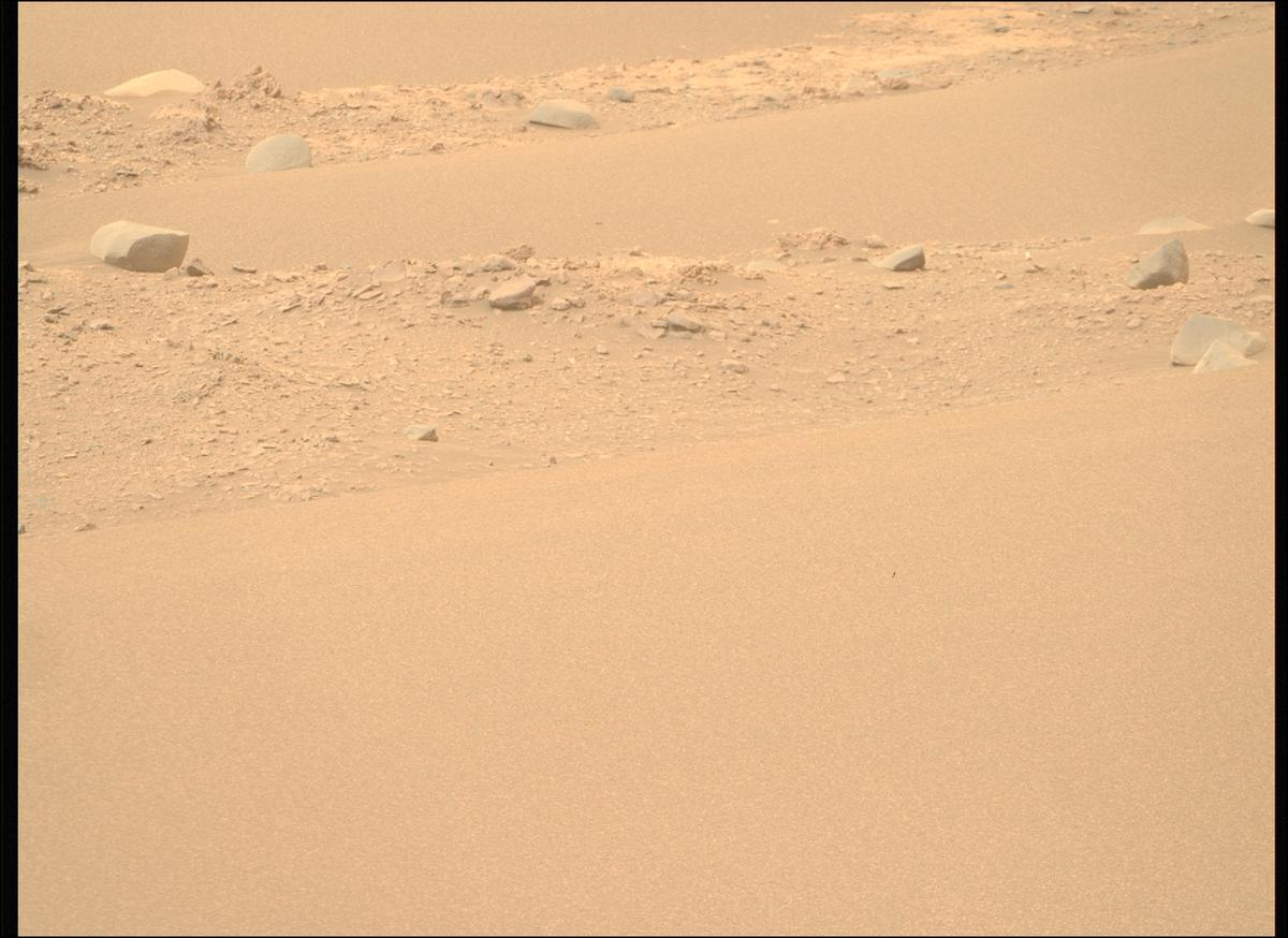 This image was taken by MCZ_RIGHT onboard NASA's Mars rover Perseverance on Sol 588